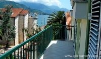 Appartamenti Odalovic, alloggi privati a Bijela, Montenegro